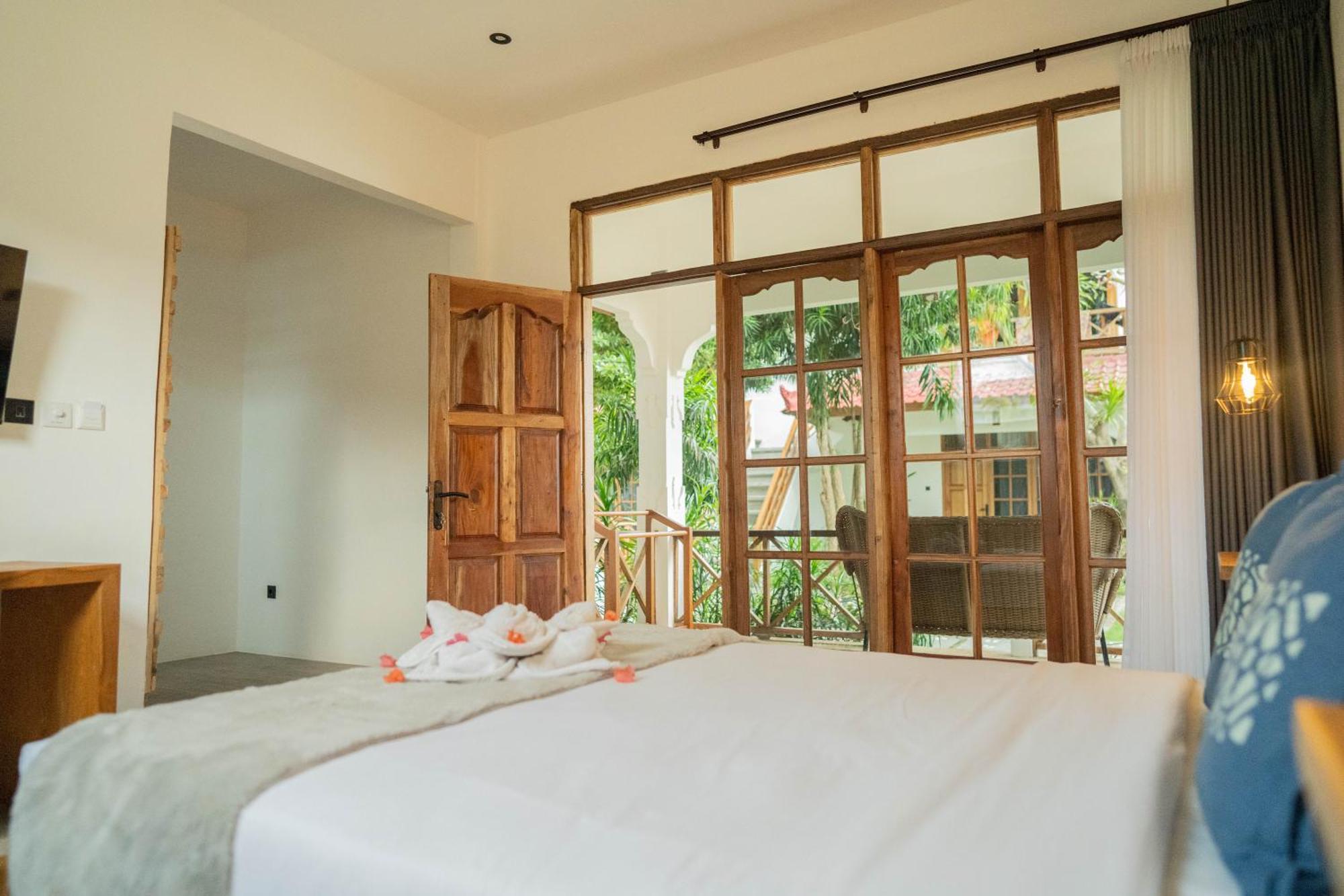 Hotel The Confidential Mandalika Kuta  Esterno foto